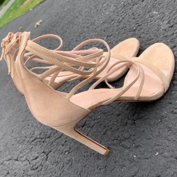 Stuart Weitzman ‘Myex’ nude strappy barely there sandals - size 9 - Picture 4 of 14